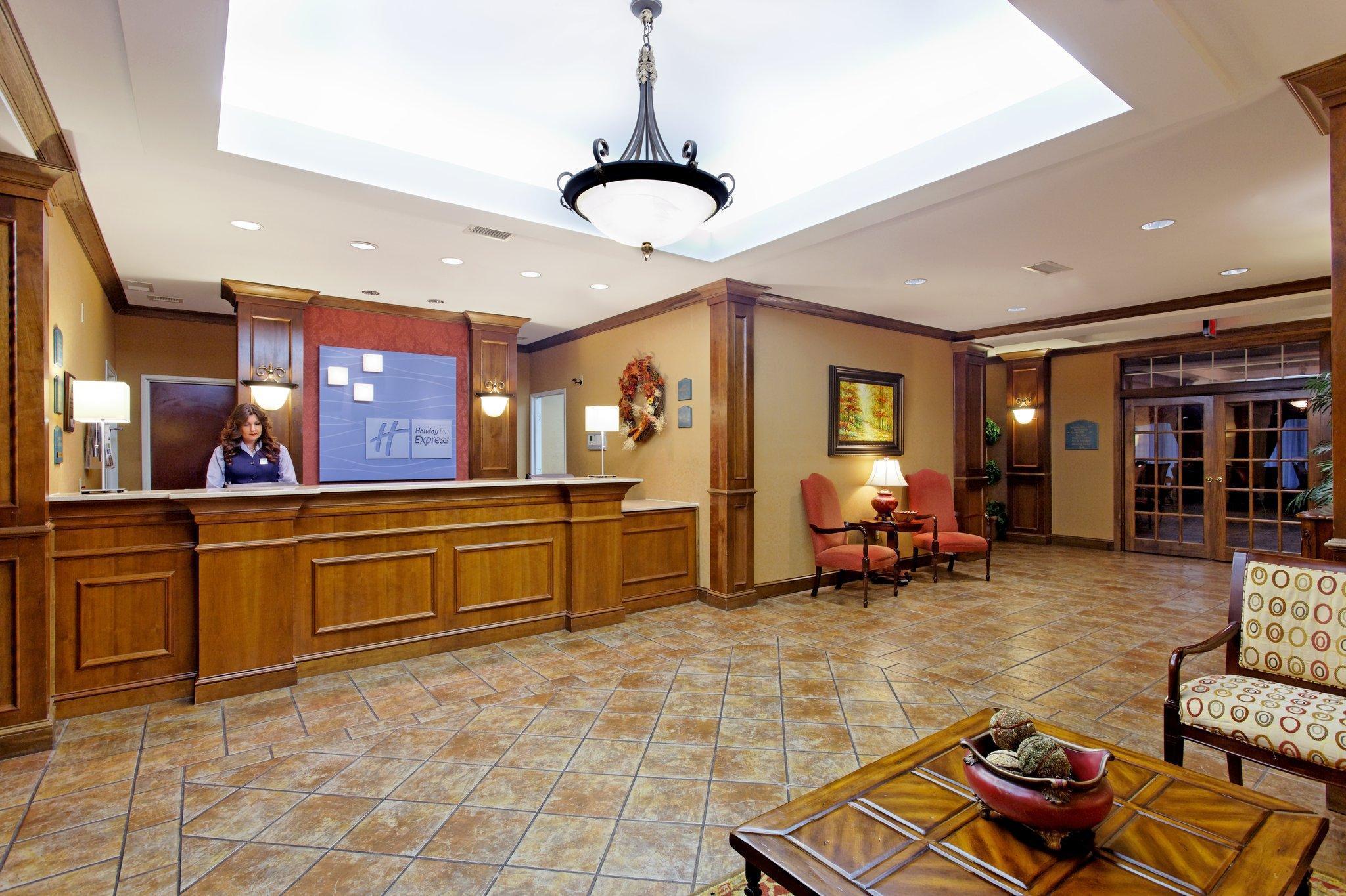 Holiday Inn Express & Suites Tupelo By Ihg Екстер'єр фото