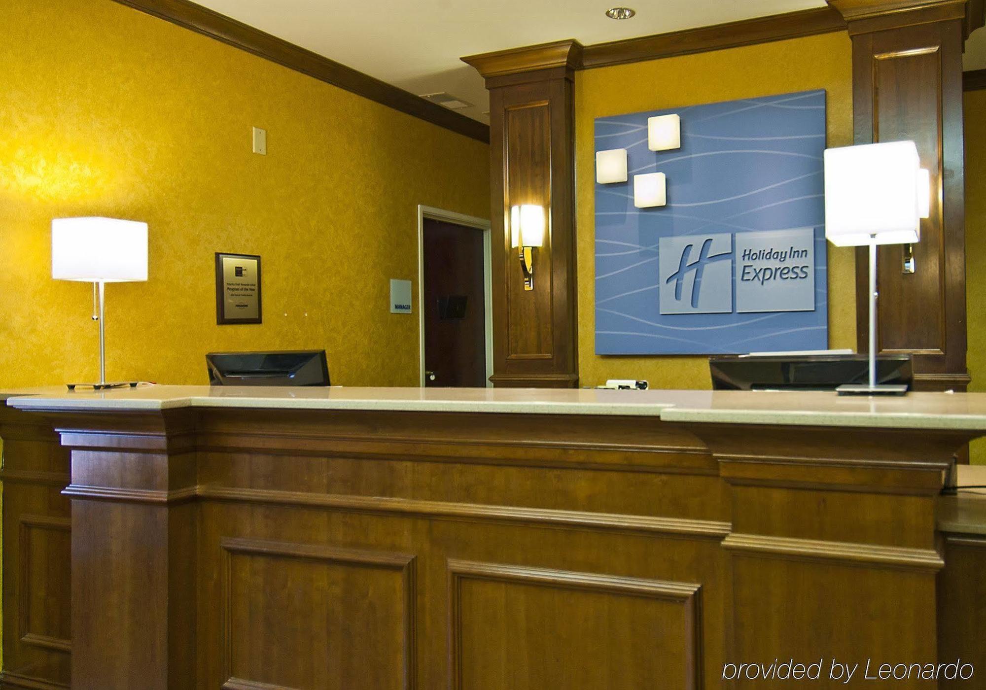 Holiday Inn Express & Suites Tupelo By Ihg Інтер'єр фото