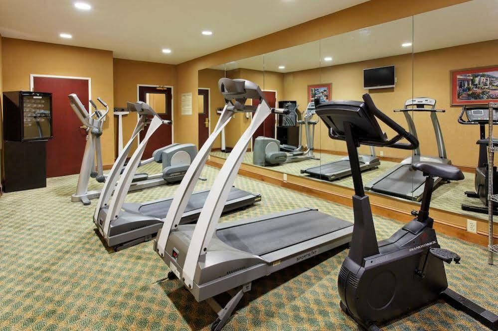 Holiday Inn Express & Suites Tupelo By Ihg Зручності фото